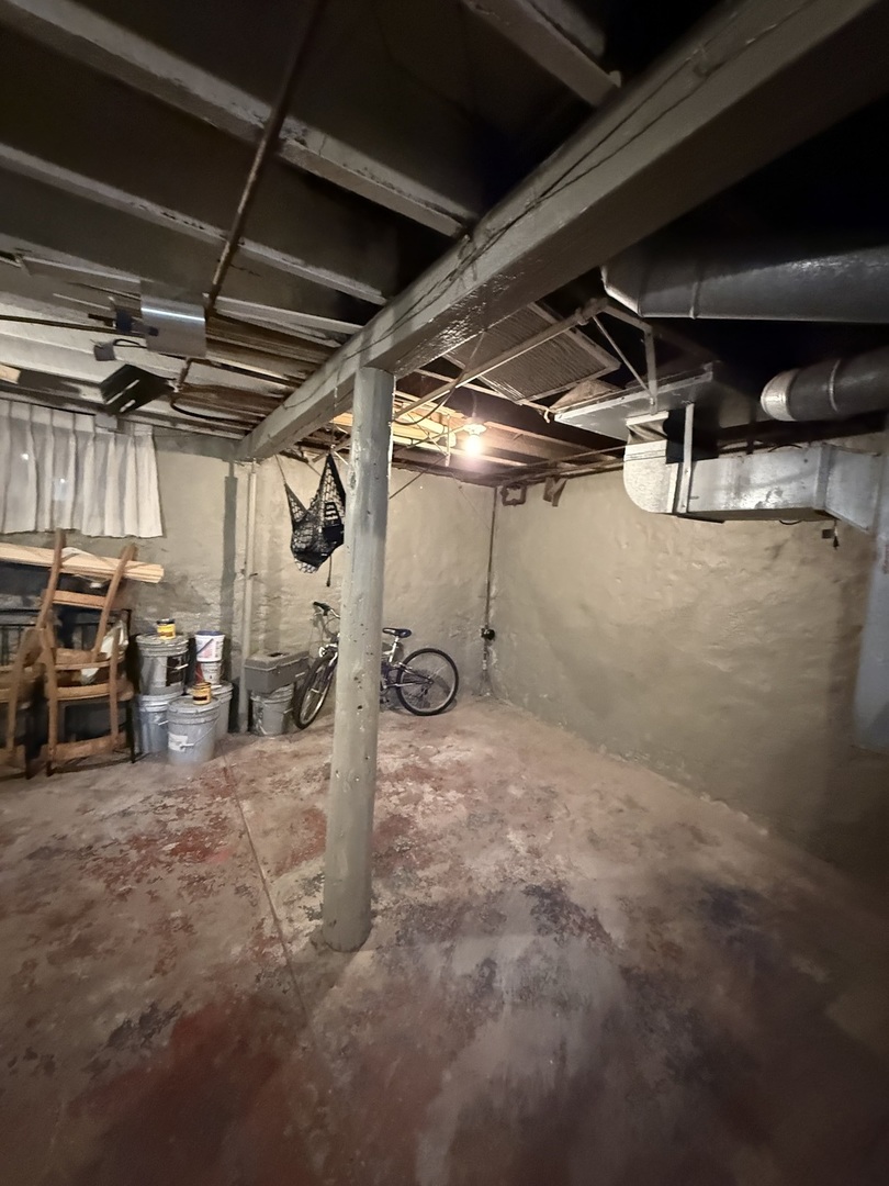 357 S Rosewood Avenue Property Photo 17