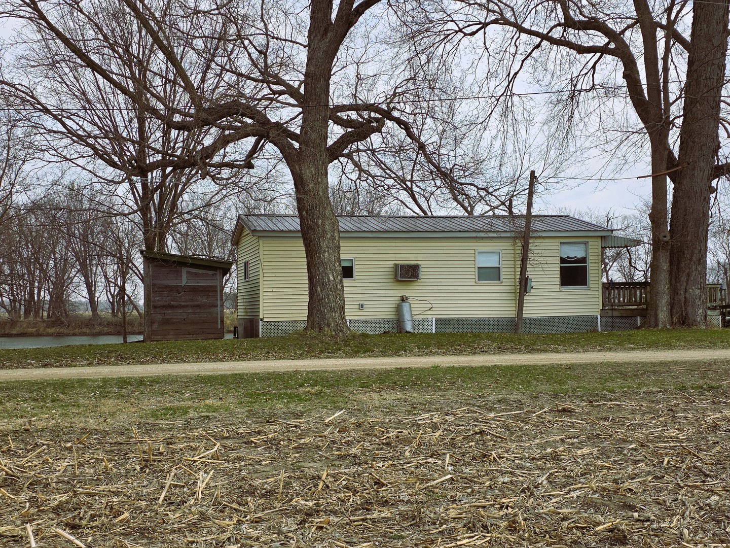 13420 Howard Road Property Photo 2