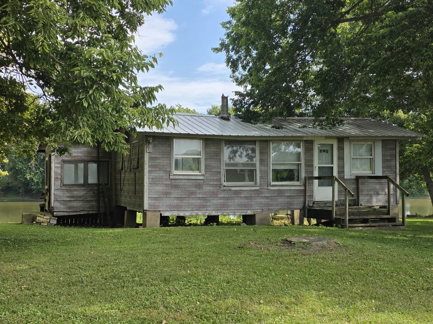 13420 Howard Road Property Photo 8