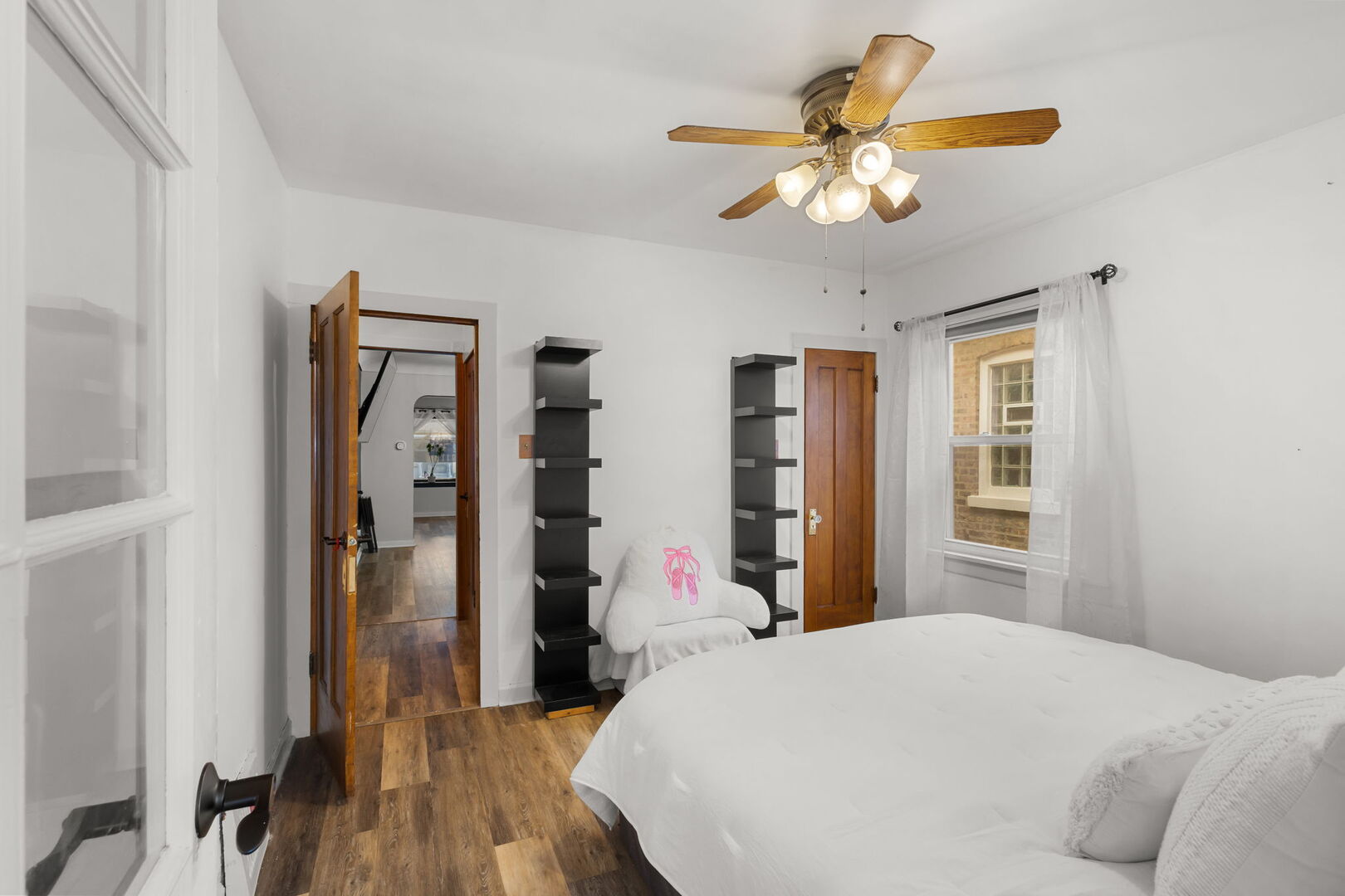 3601 Euclid Avenue Property Photo 8