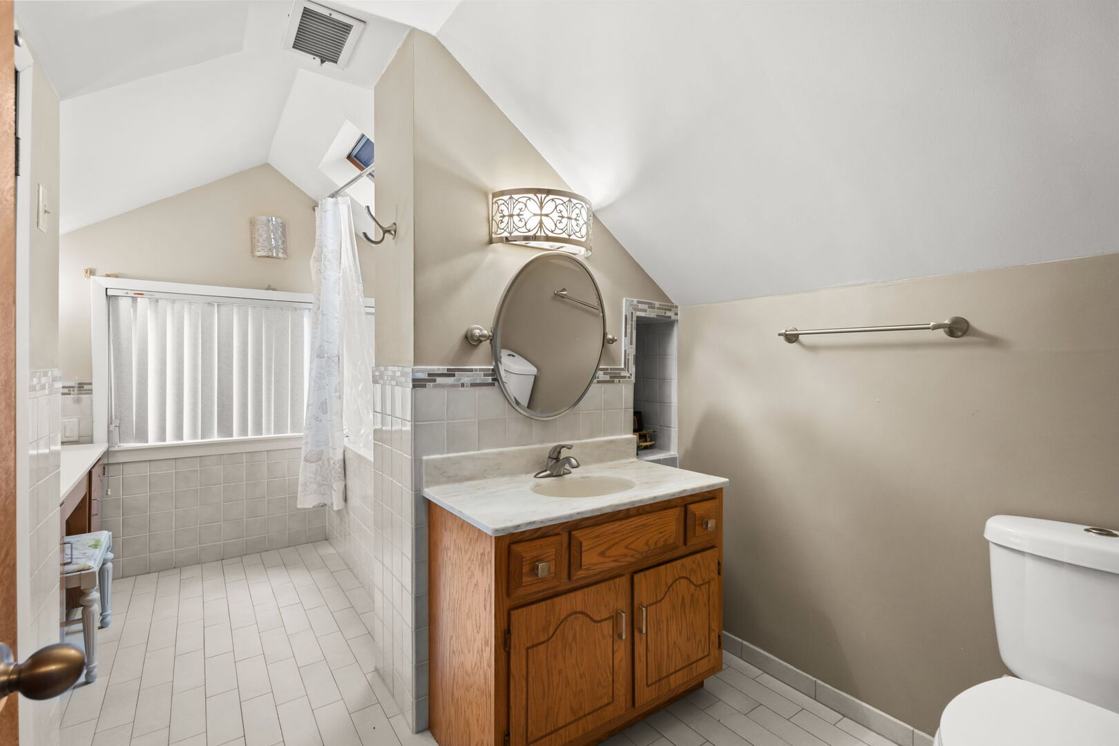 3601 Euclid Avenue Property Photo 25