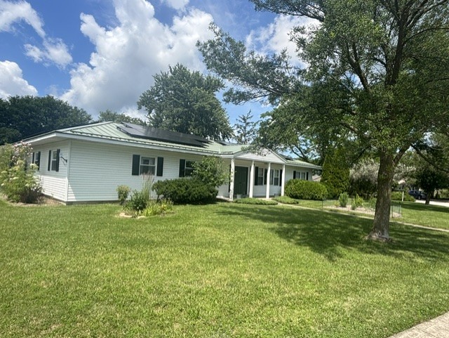 126 Sun Street Property Photo 3