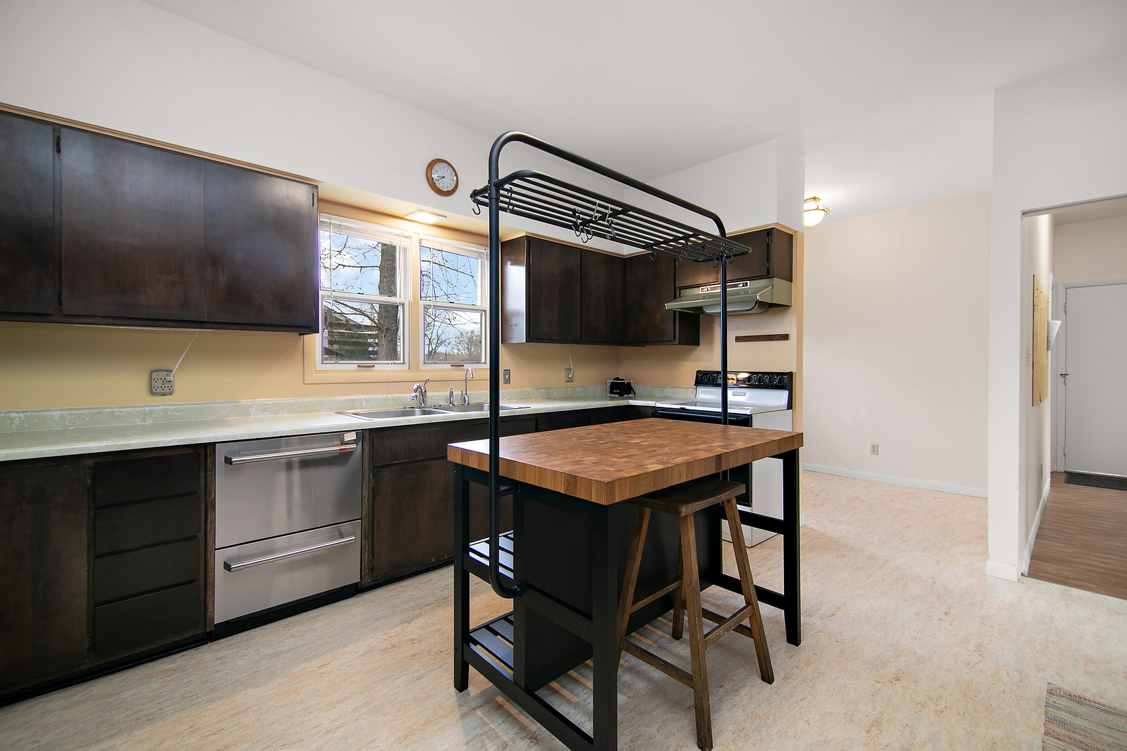 126 Sun Street Property Photo 15