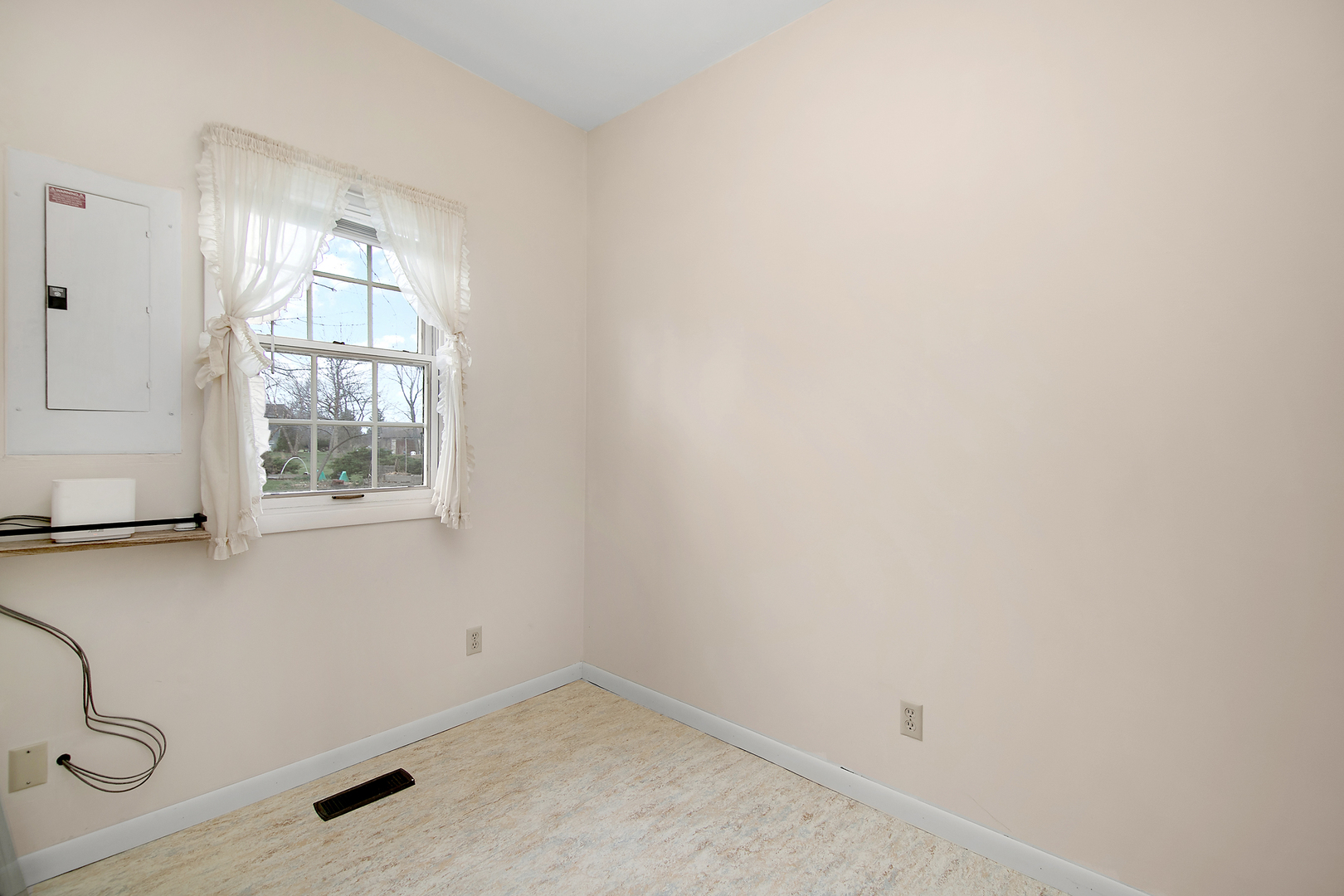 126 Sun Street Property Photo 19