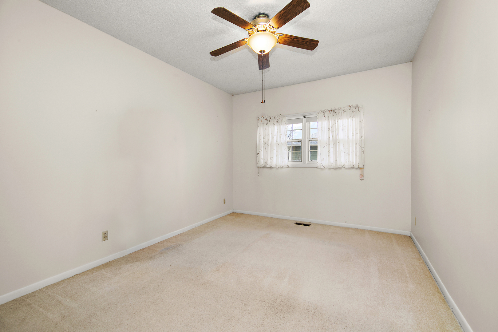126 Sun Street Property Photo 20