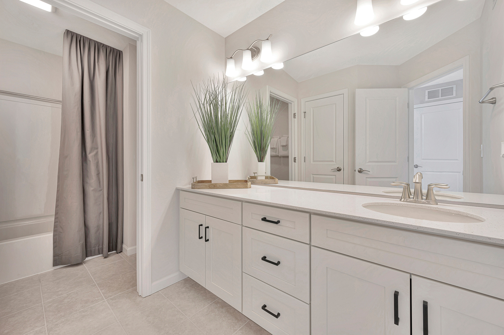 2543 Mallet Court Property Photo 14