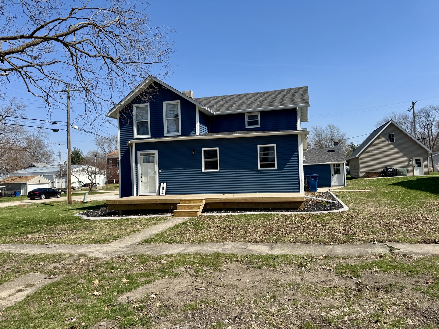 304 S Church Street Property Photo 2