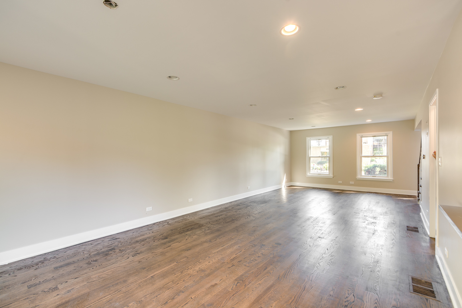 3119 Lake Avenue E Property Photo 8