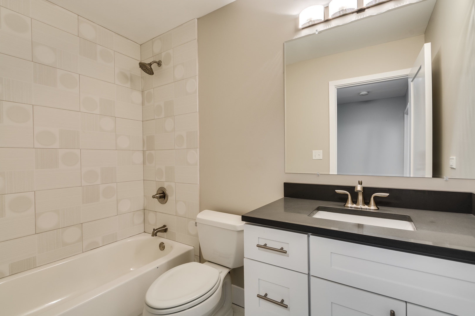 3119 Lake Avenue E Property Photo 18