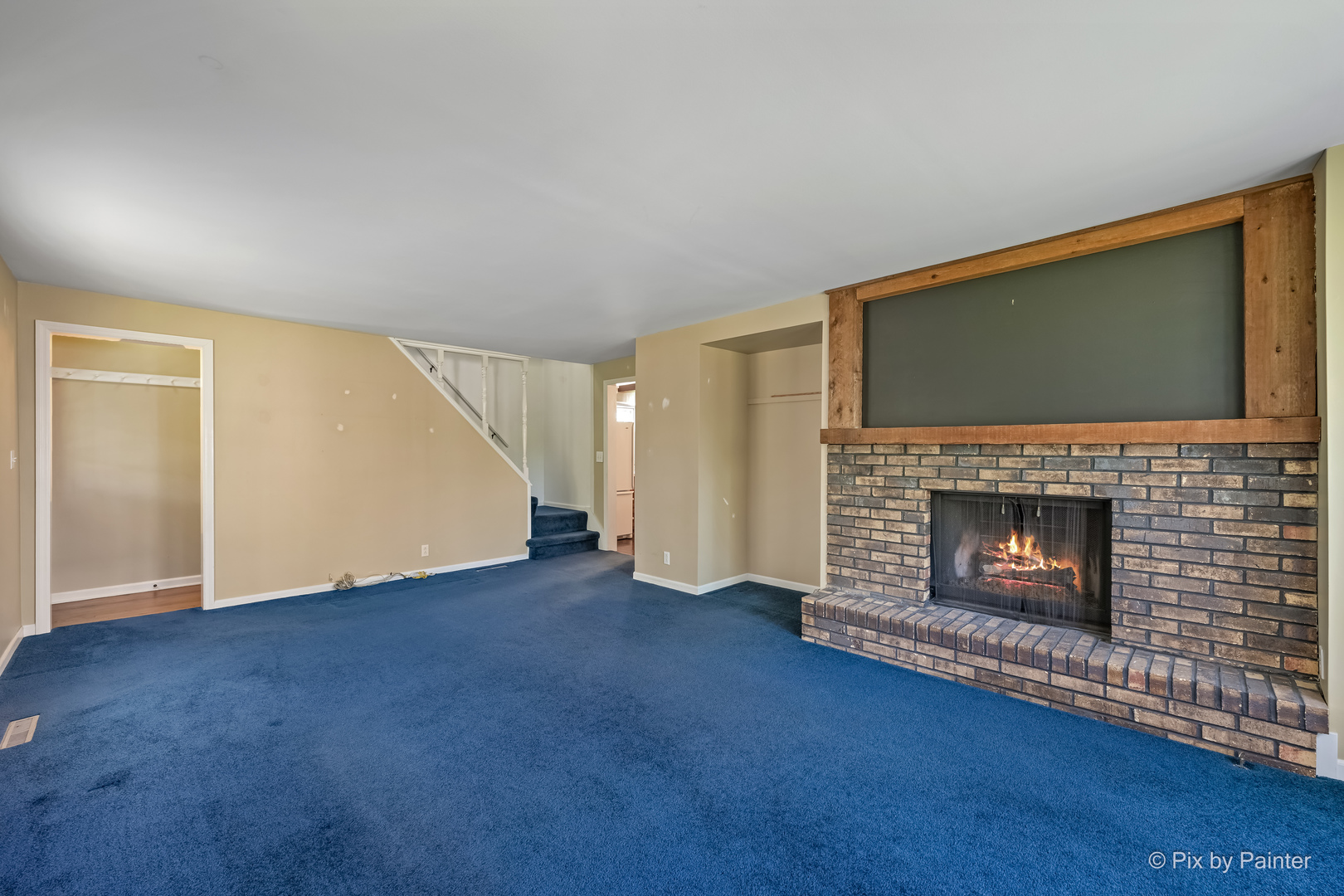 55 W Paddock Street Property Photo 6