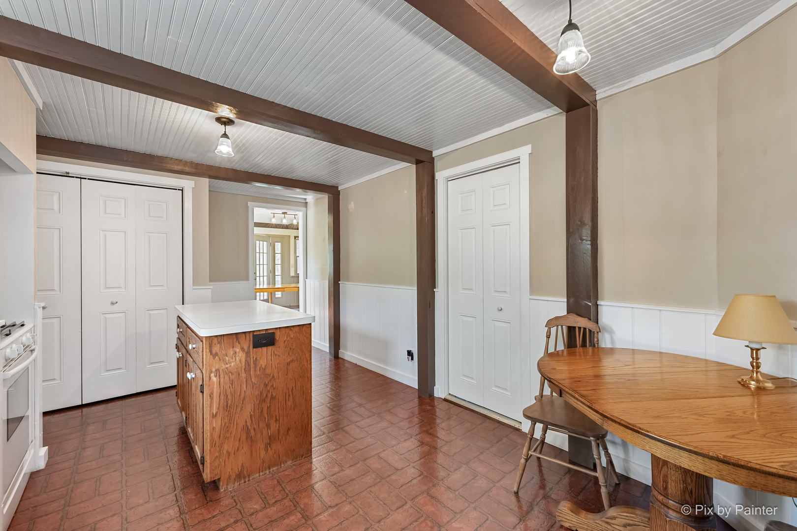 55 W Paddock Street Property Photo 7