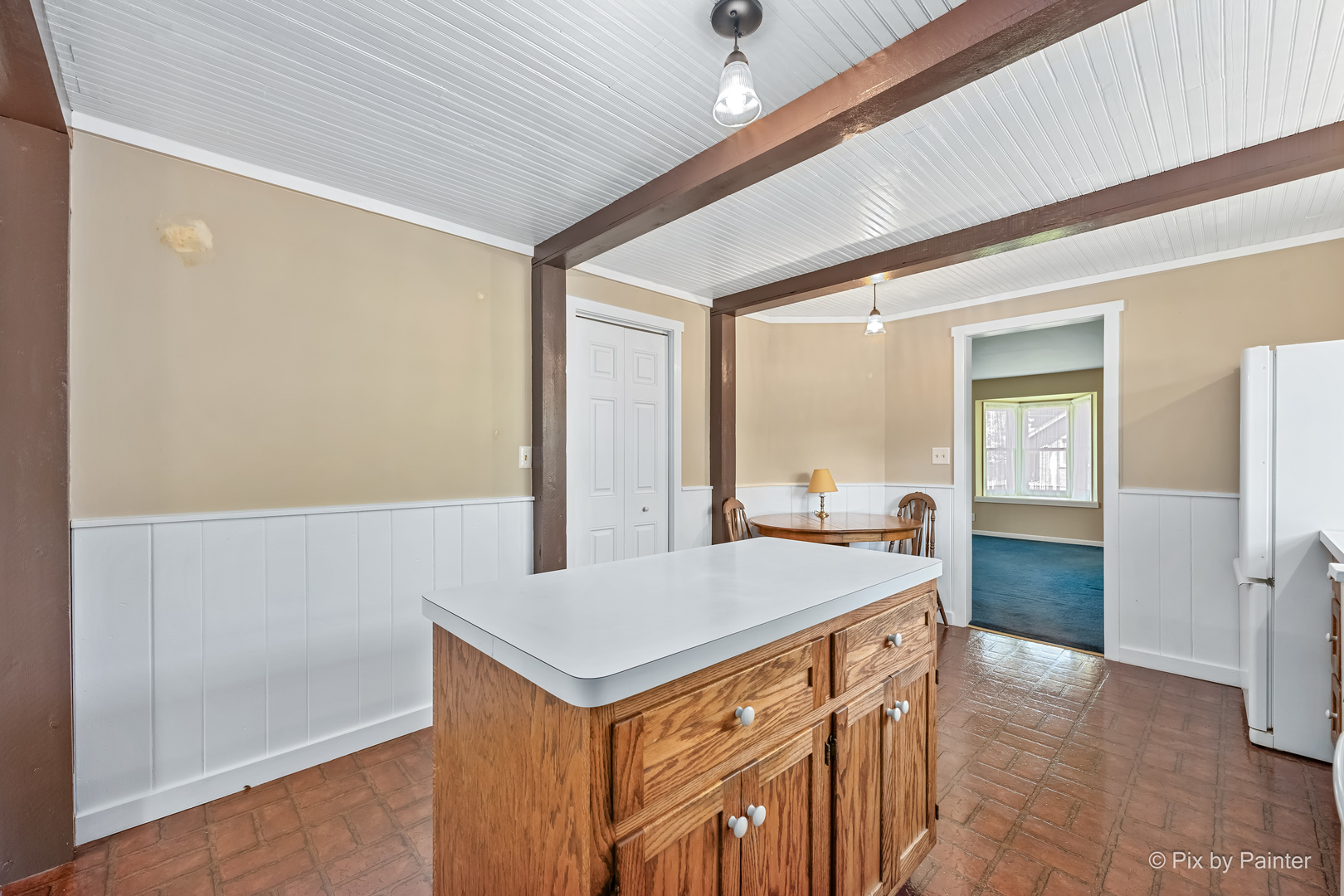 55 W Paddock Street Property Photo 10