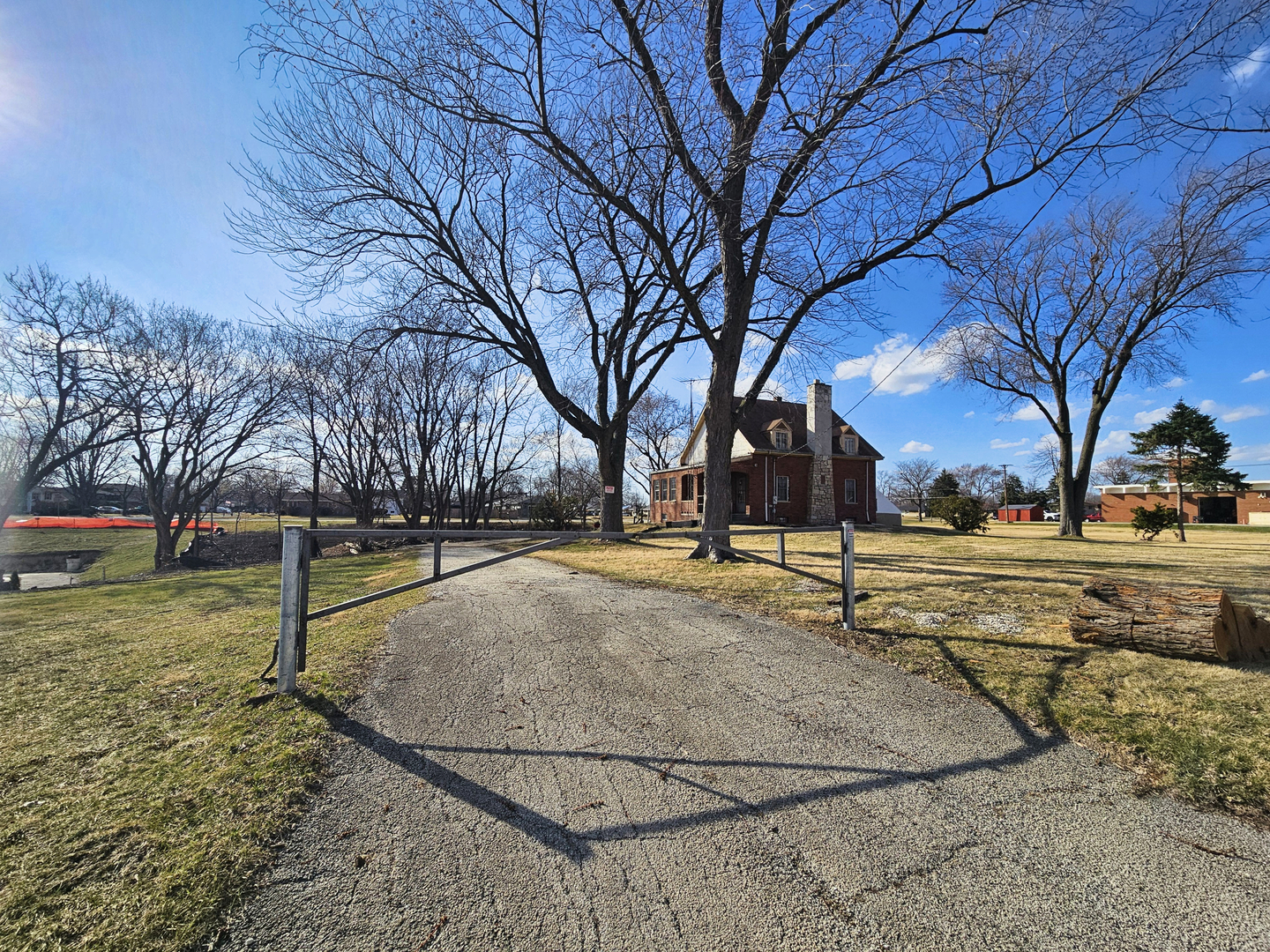 2213 Weber Road Property Photo 4