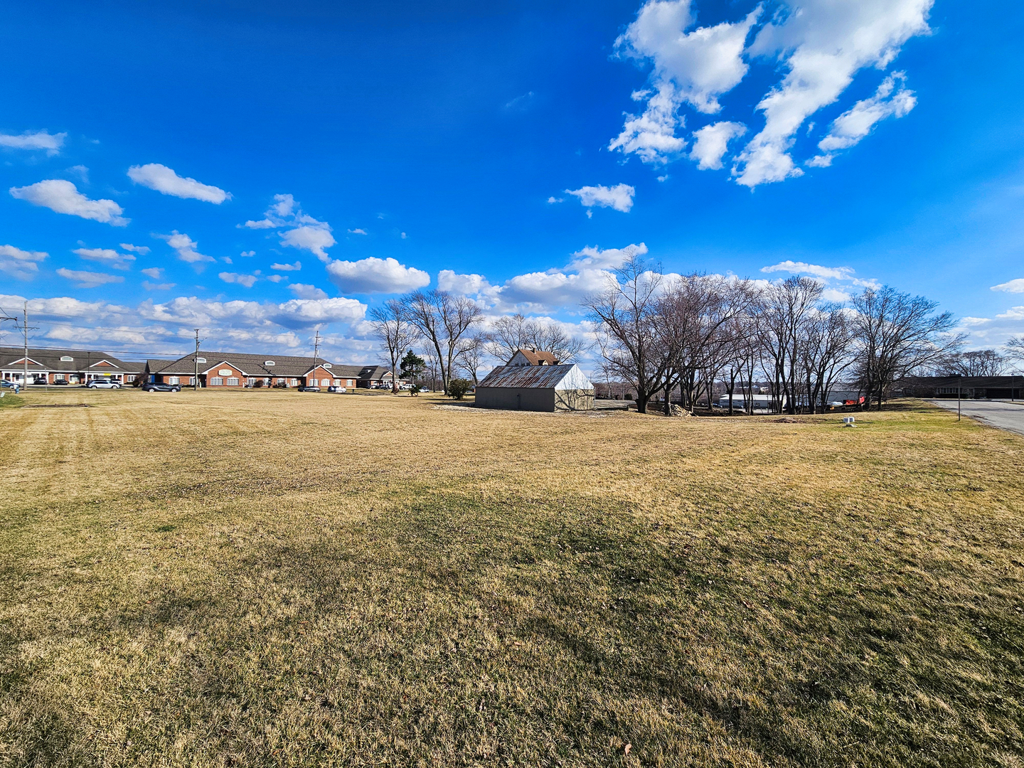 2213 Weber Road Property Photo 5
