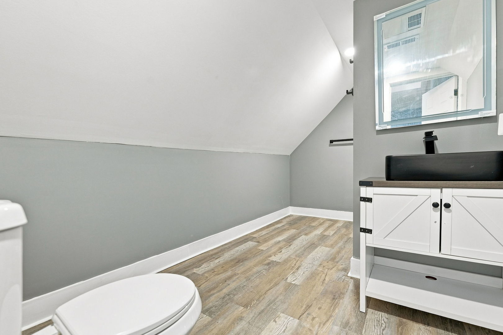 10916 S Wabash Avenue Property Photo 16