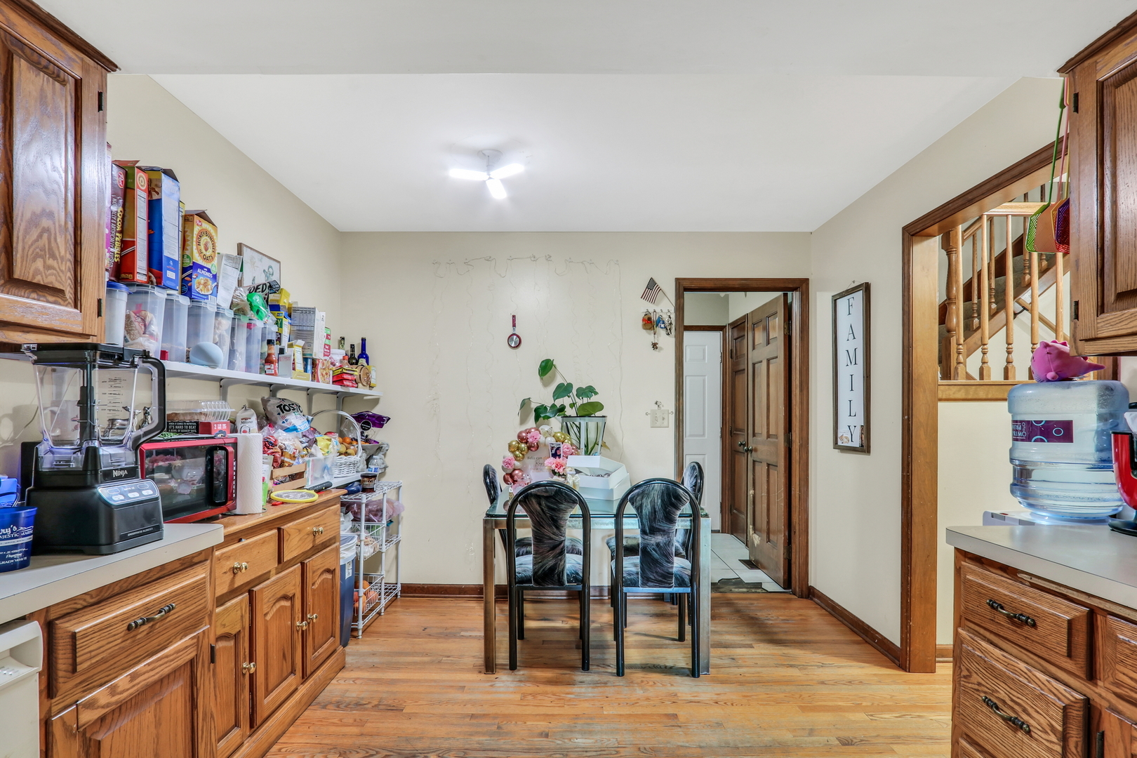 3947 Blackstone Avenue Property Photo 12