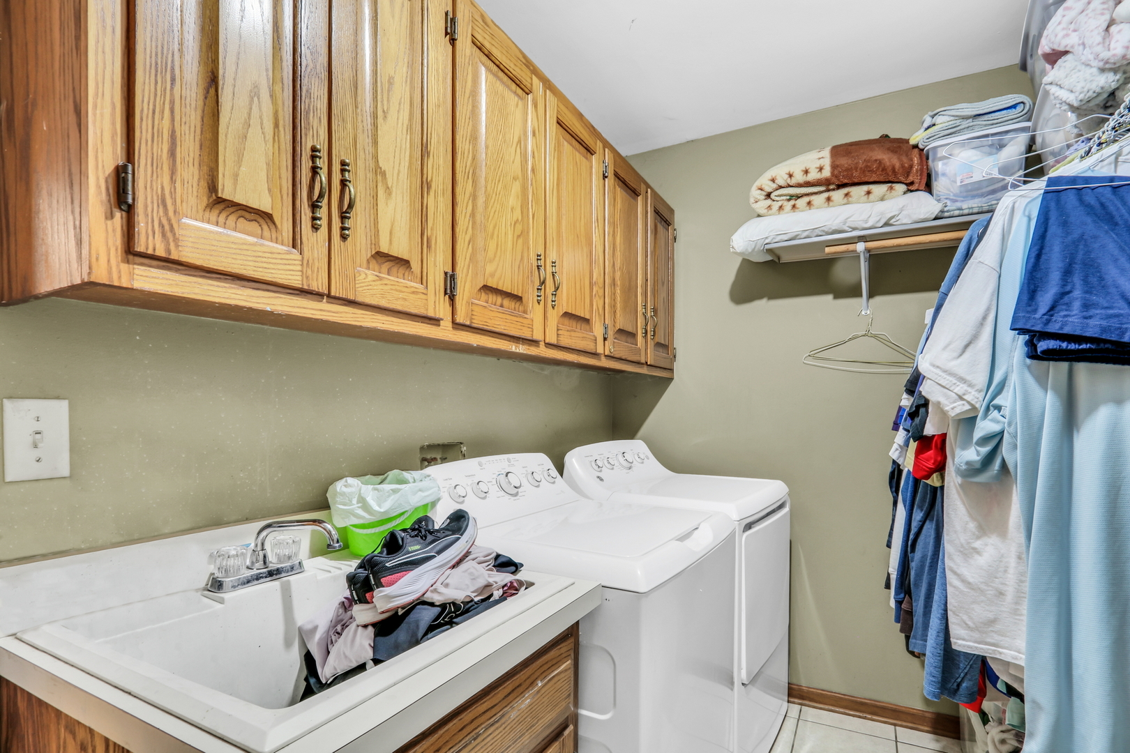 3947 Blackstone Avenue Property Photo 13