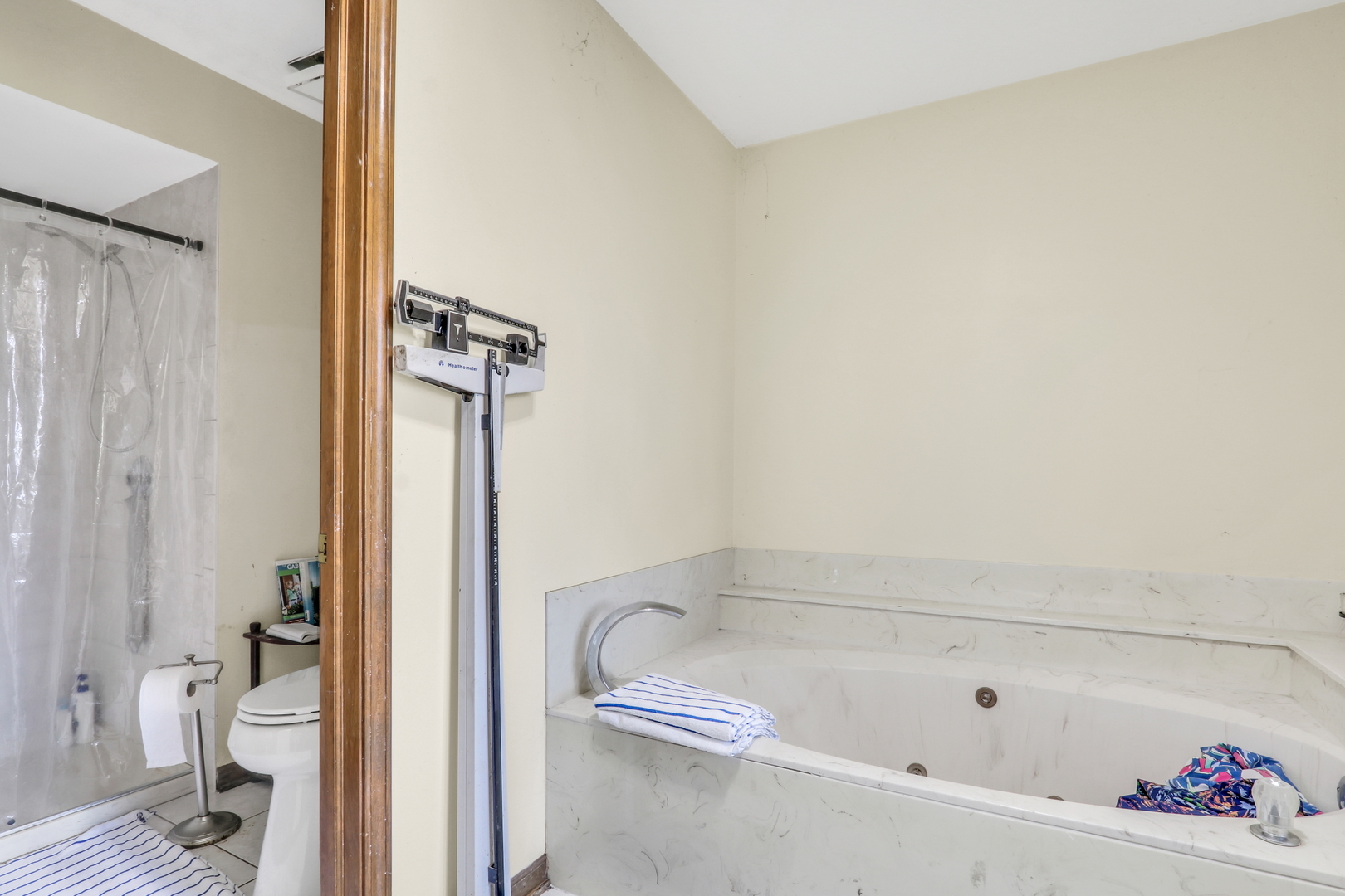 3947 Blackstone Avenue Property Photo 24