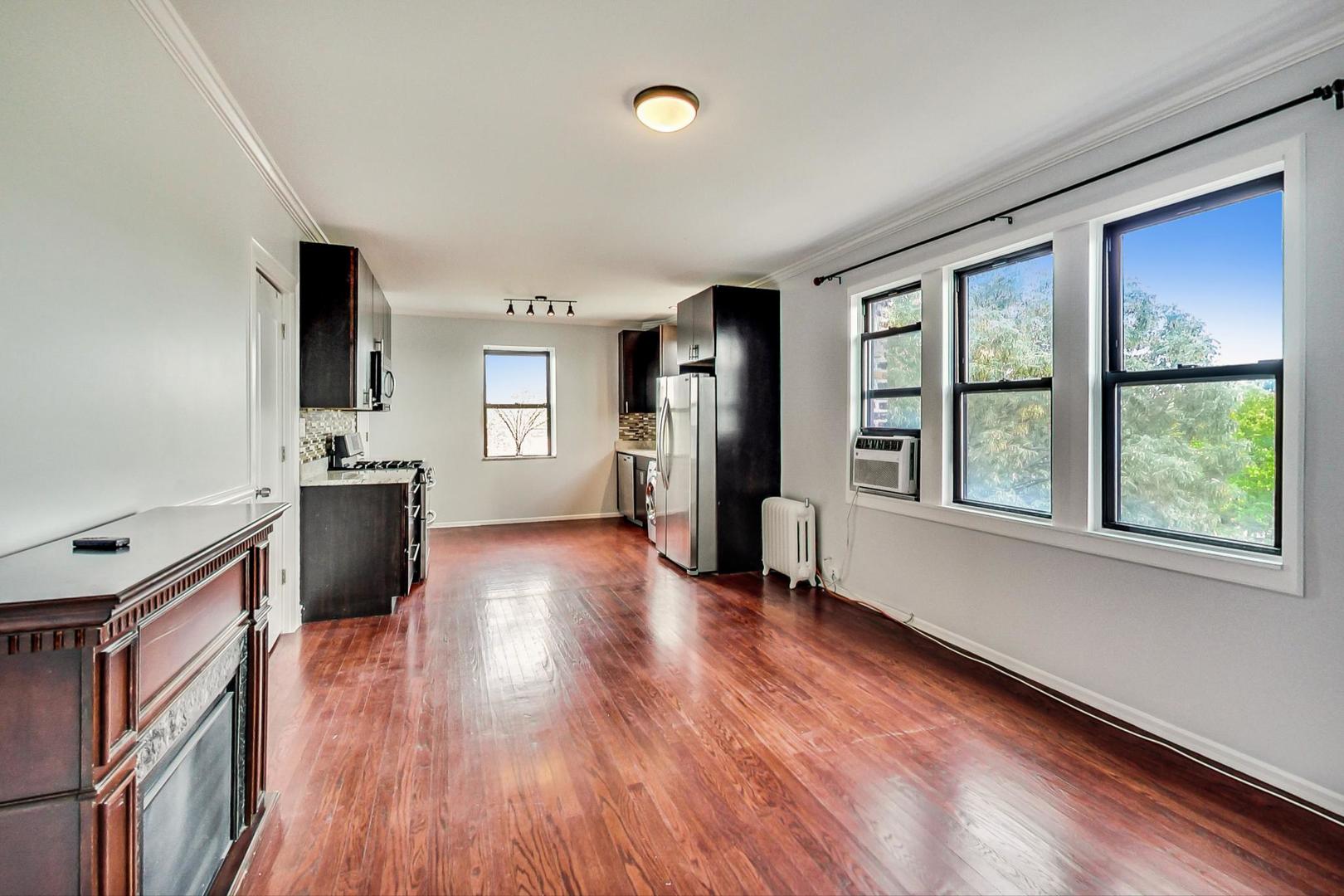 5655 N Spaulding Avenue 3e Property Photo 7