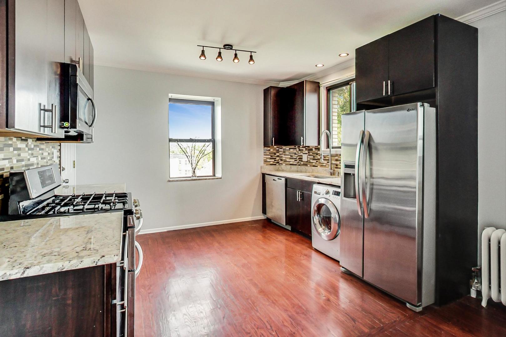 5655 N Spaulding Avenue 3e Property Photo 12