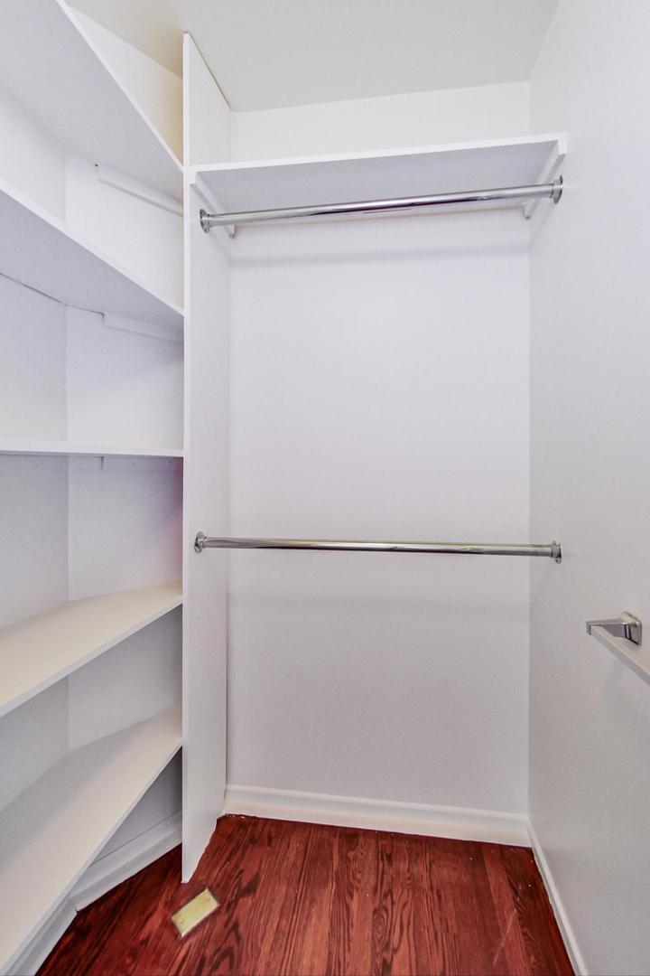 5655 N Spaulding Avenue 3e Property Photo 19