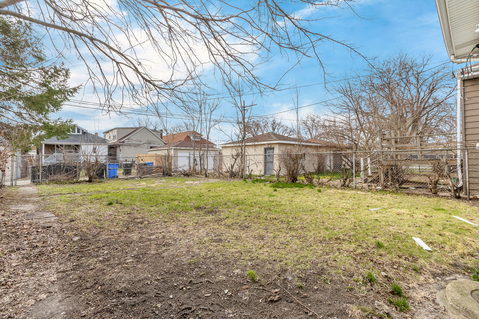 8406 S Oglesby Avenue Property Photo 6