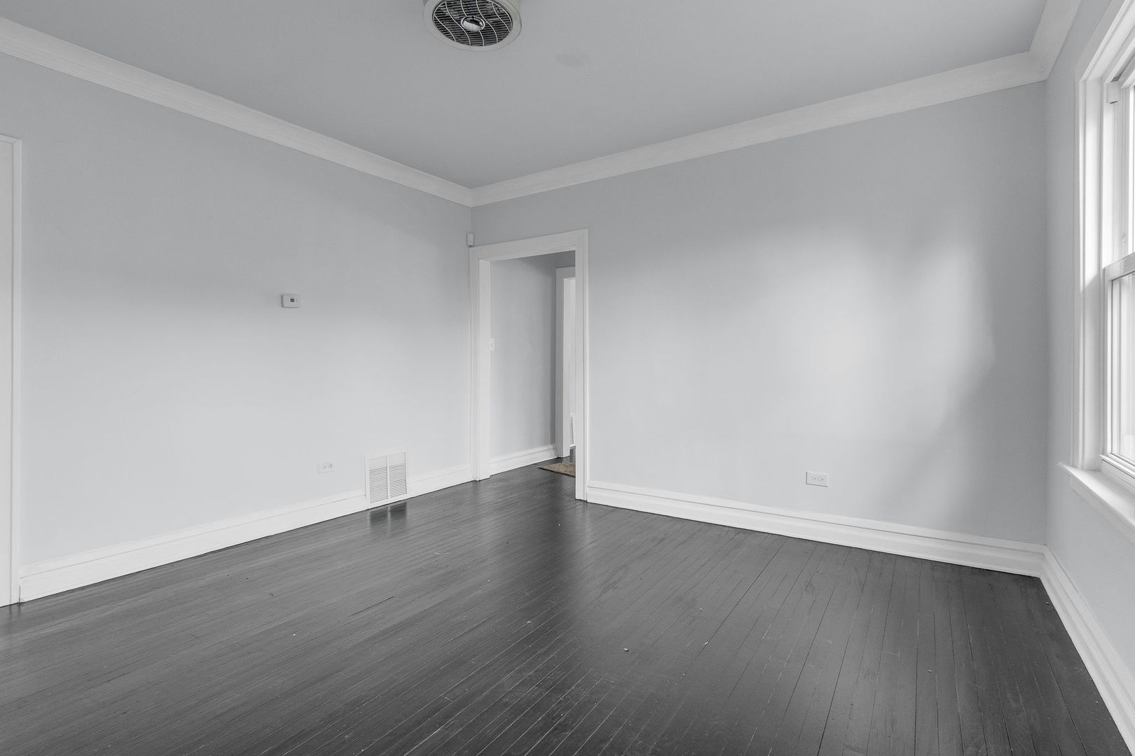 8406 S Oglesby Avenue Property Photo 21