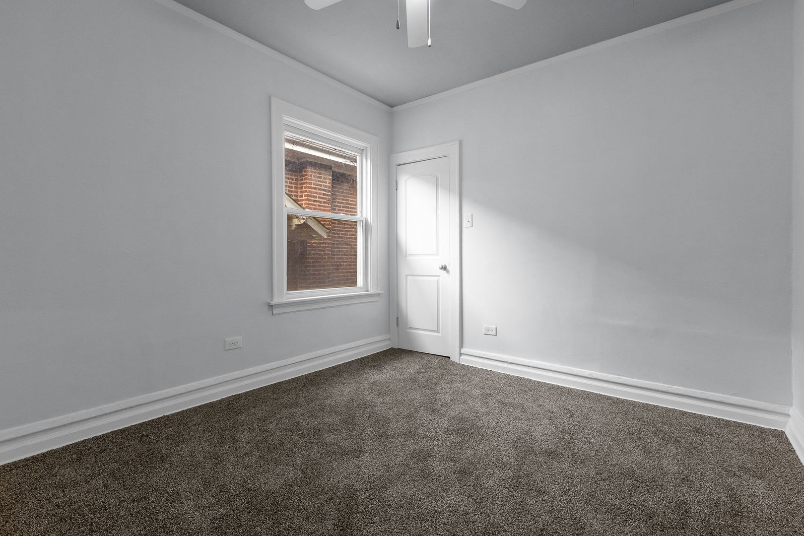 8406 S Oglesby Avenue Property Photo 24