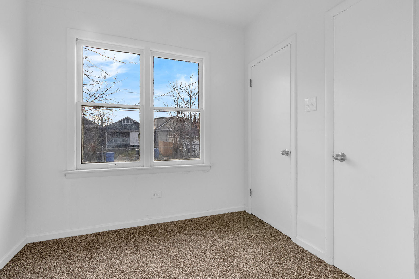 8406 S Oglesby Avenue Property Photo 28