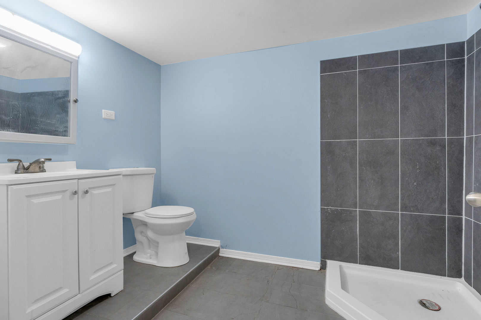 8406 S Oglesby Avenue Property Photo 41
