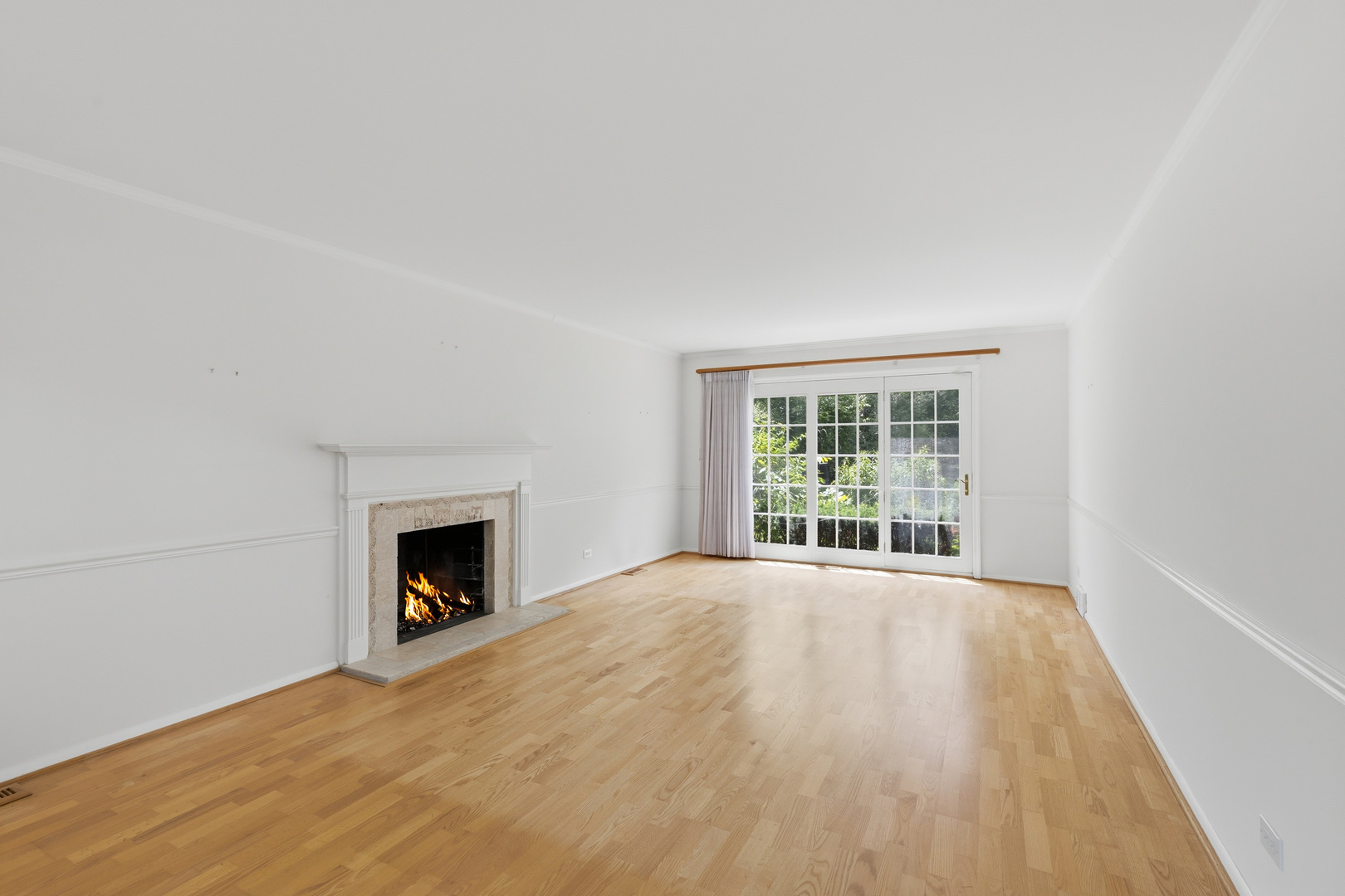 750 Carriage Way Property Photo 4