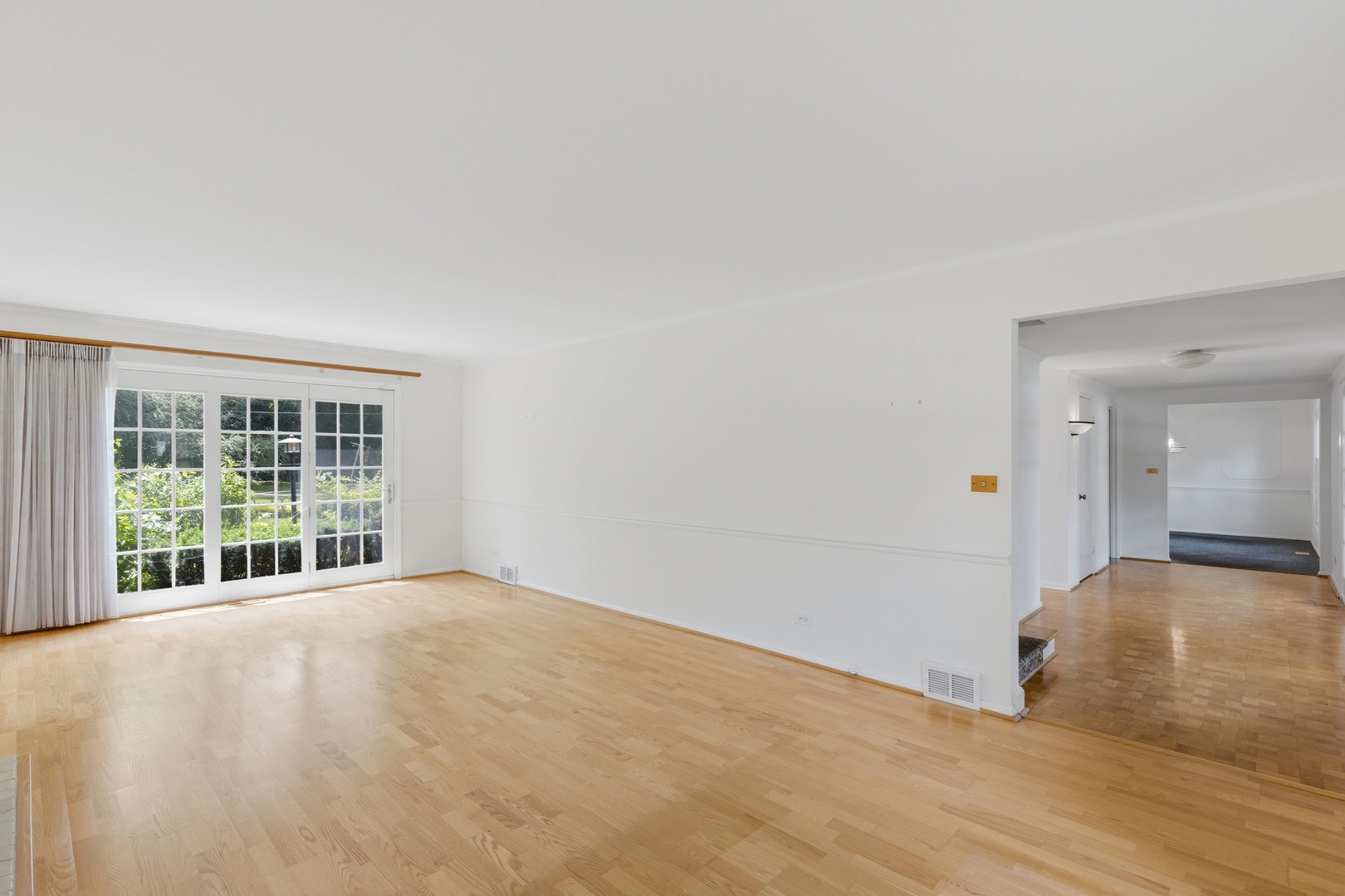 750 Carriage Way Property Photo 5