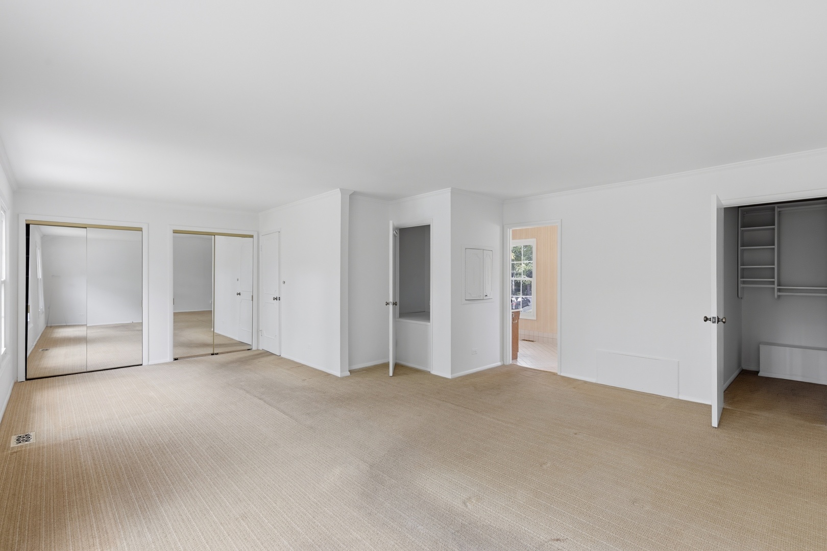 750 Carriage Way Property Photo 11