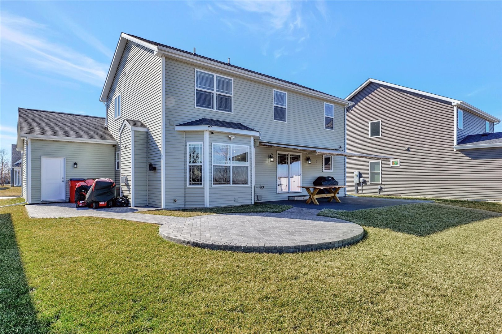 5006 Emmas Way Property Photo 4