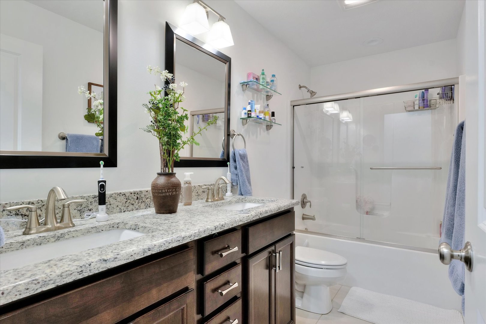 5006 Emmas Way Property Photo 28