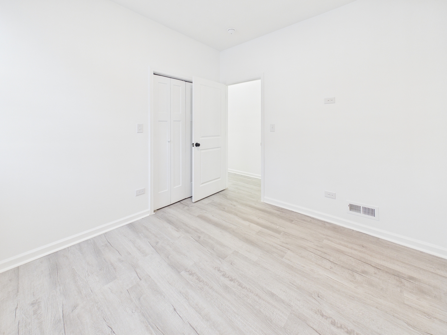 6346 S Evans Avenue Property Photo 20