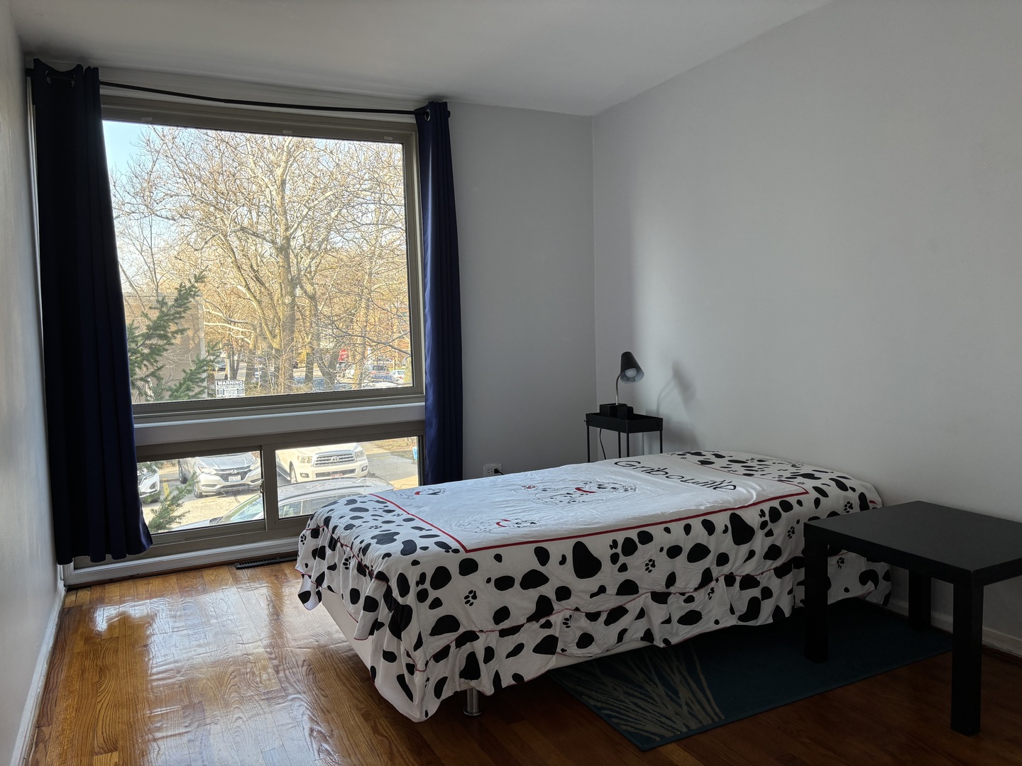 1428 E 55th Street Property Photo 3
