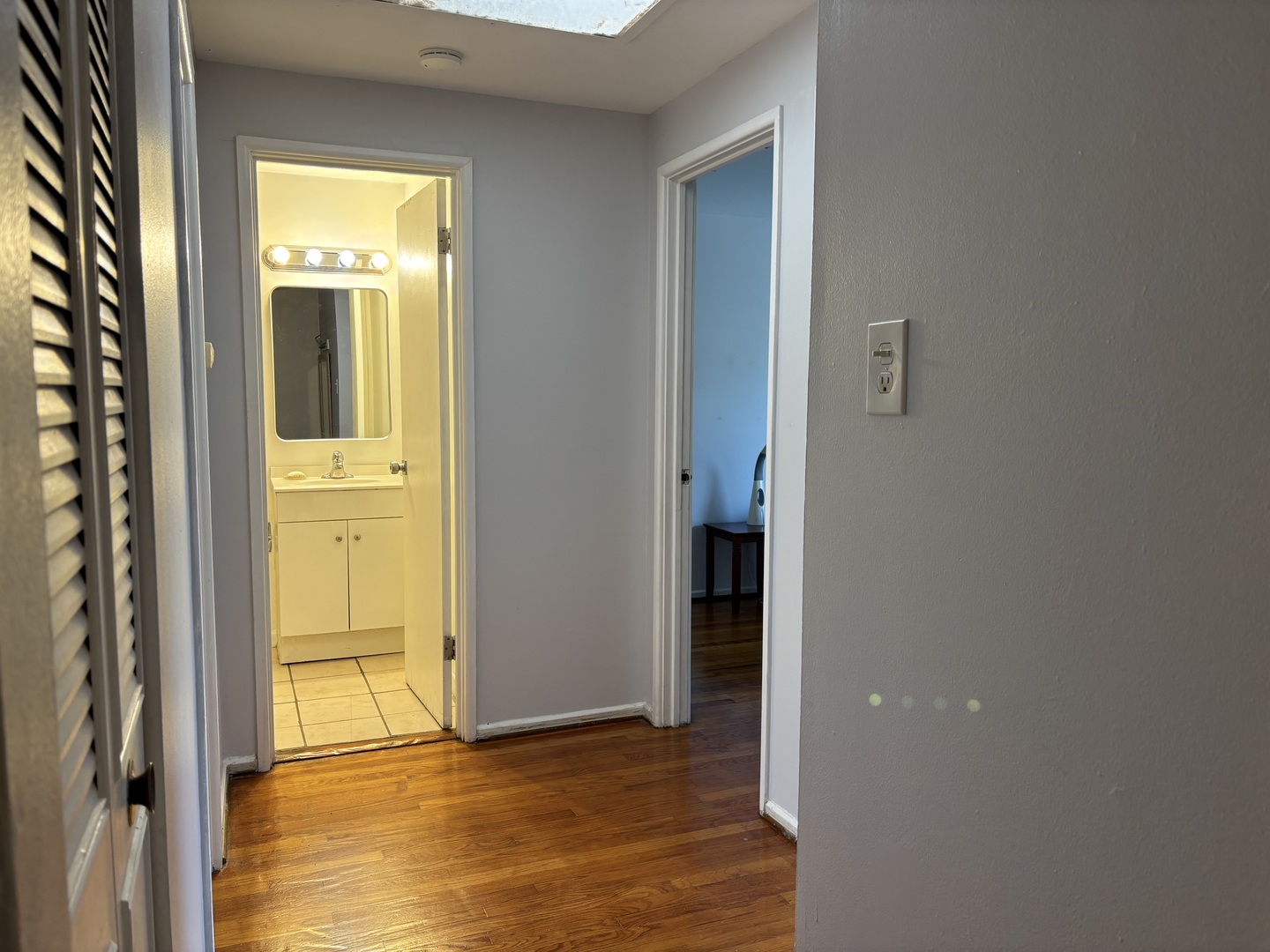1428 E 55th Street Property Photo 11