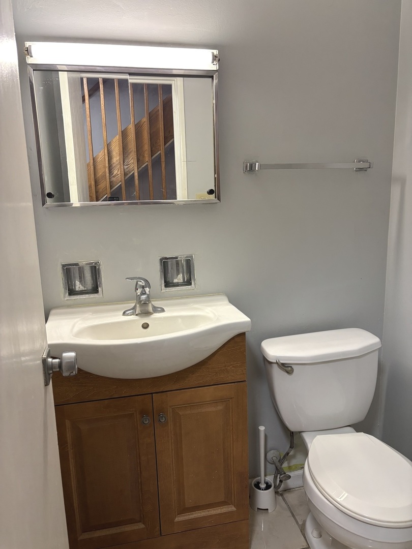 1428 E 55th Street Property Photo 17