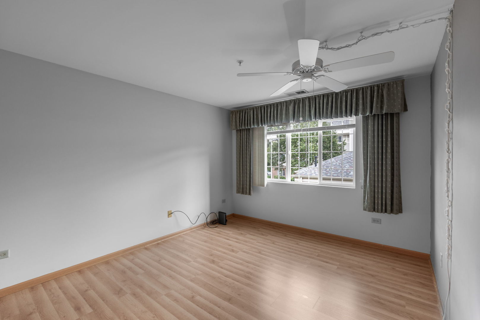 801 N Mclean Boulevard 222 Property Photo 11