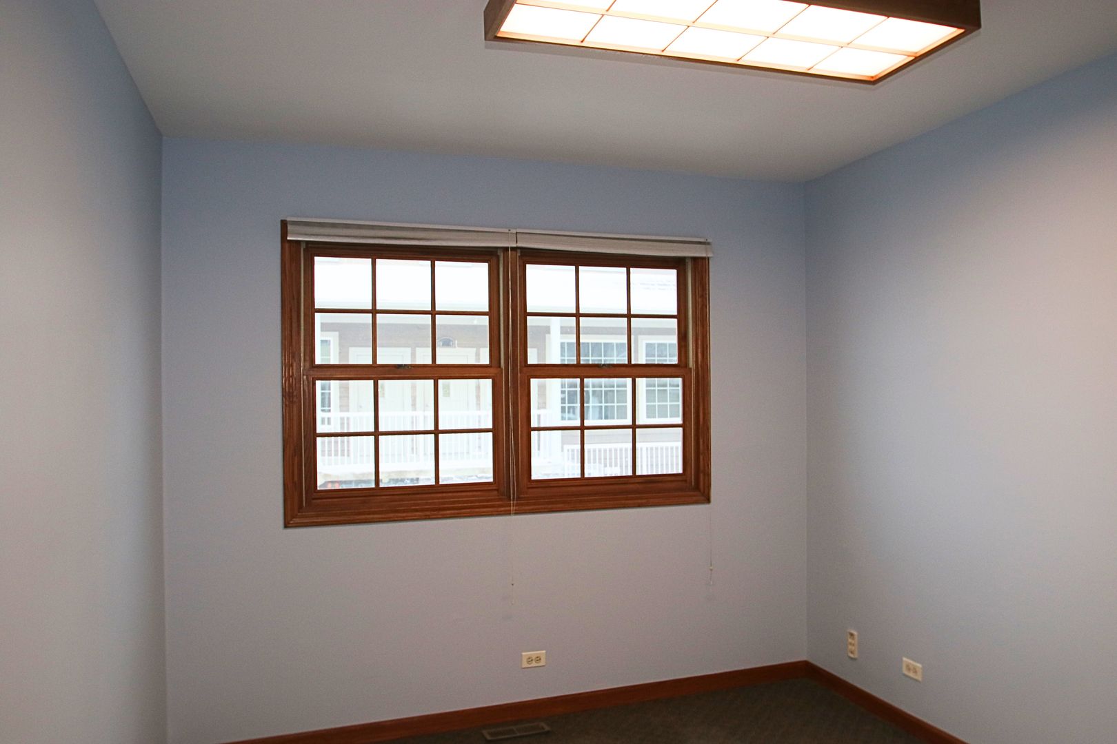 34 W Grand Avenue 102 Property Photo 7
