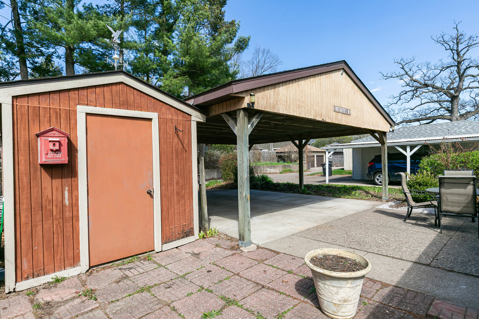 2501 20th Avenue Property Photo 6