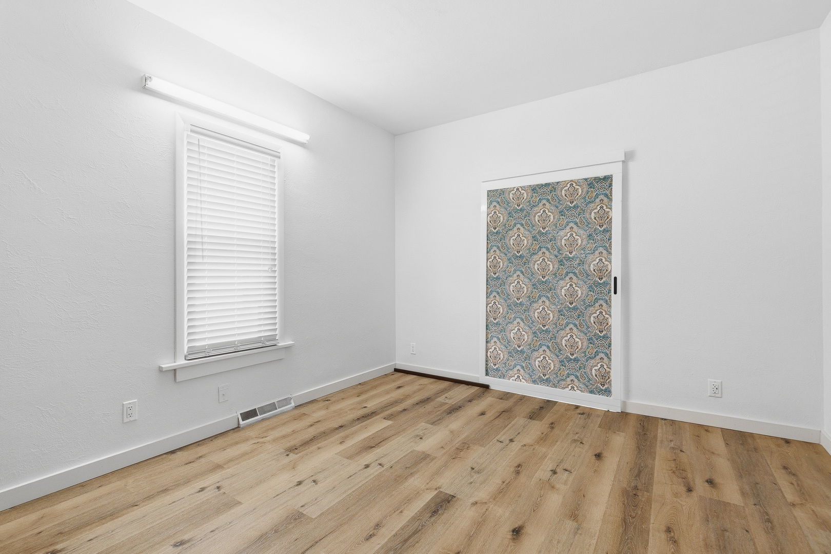 2501 20th Avenue Property Photo 21