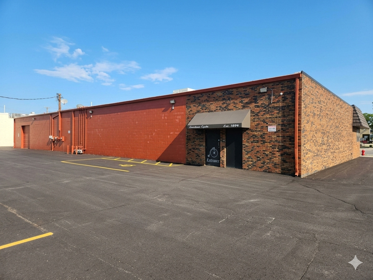114 N Larkin Avenue Property Photo 2