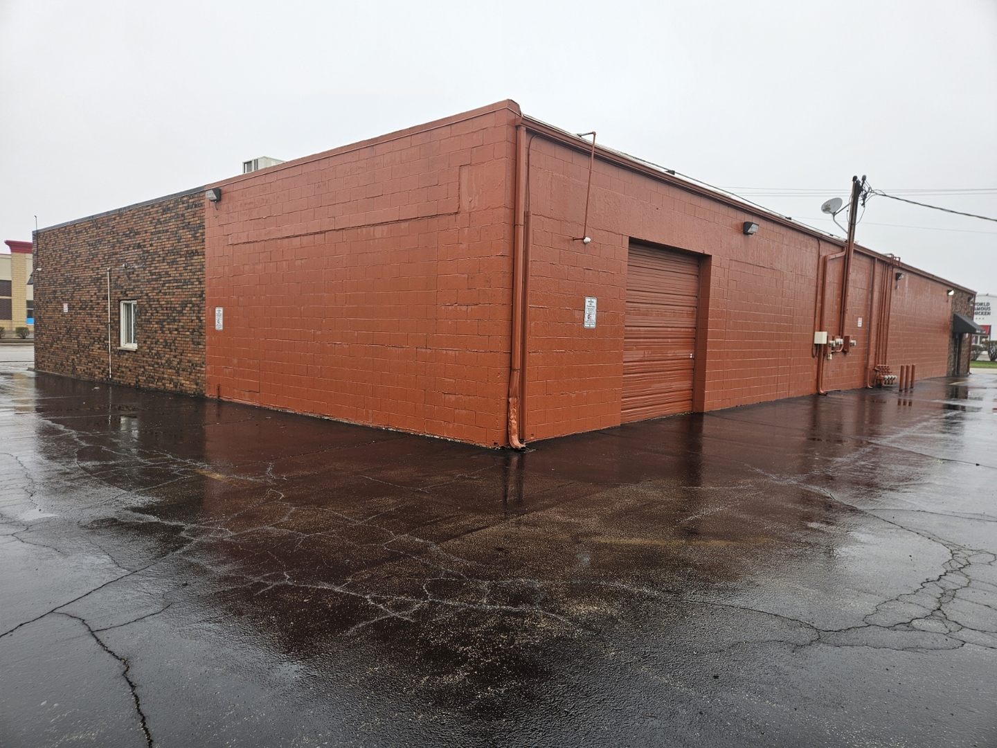 114 N Larkin Avenue Property Photo 3