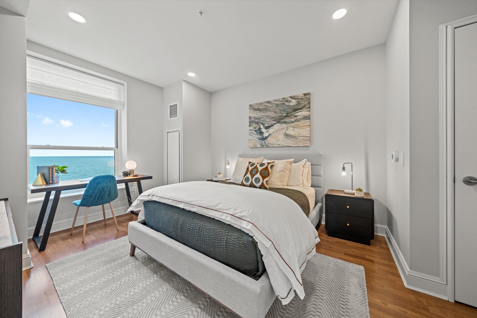 850 N Lake Shore Drive 1607 Property Photo 12