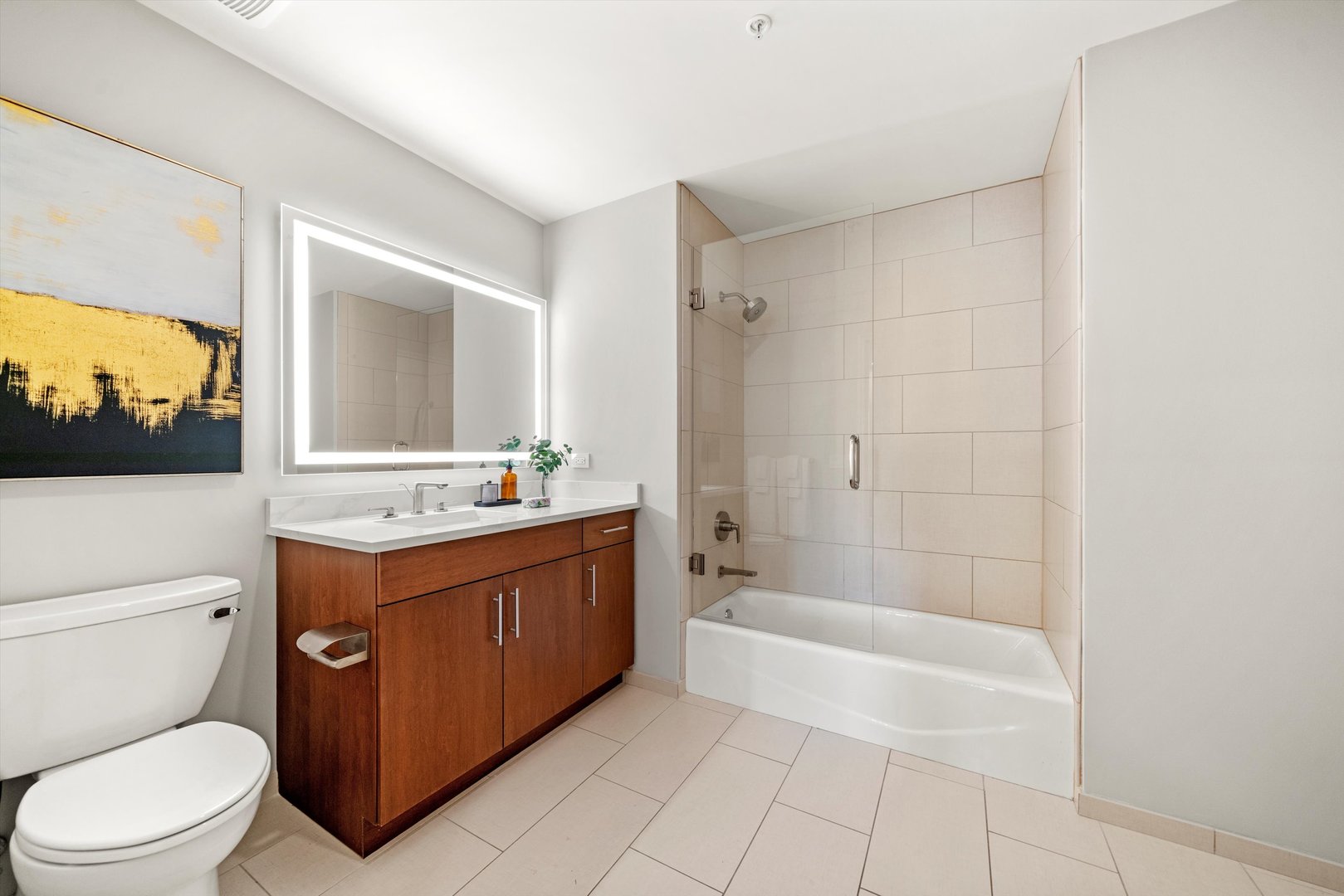 850 N Lake Shore Drive 1607 Property Photo 13