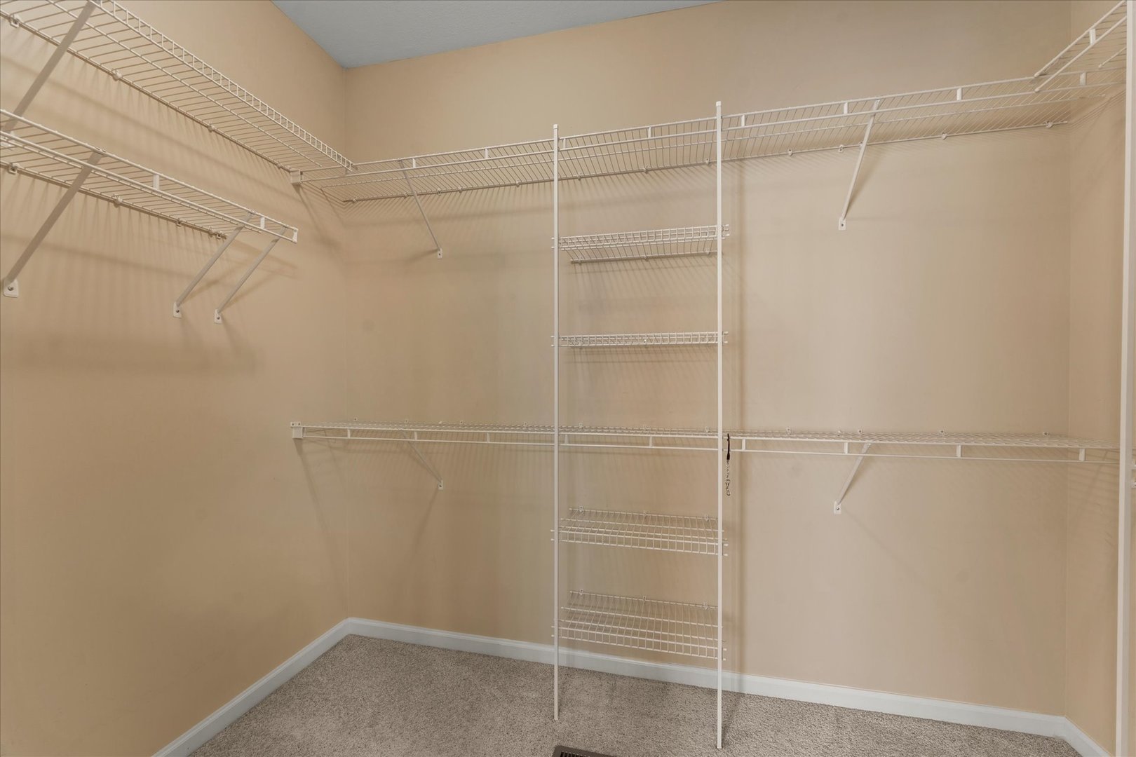 4705 Sandcherry Drive Property Photo 28