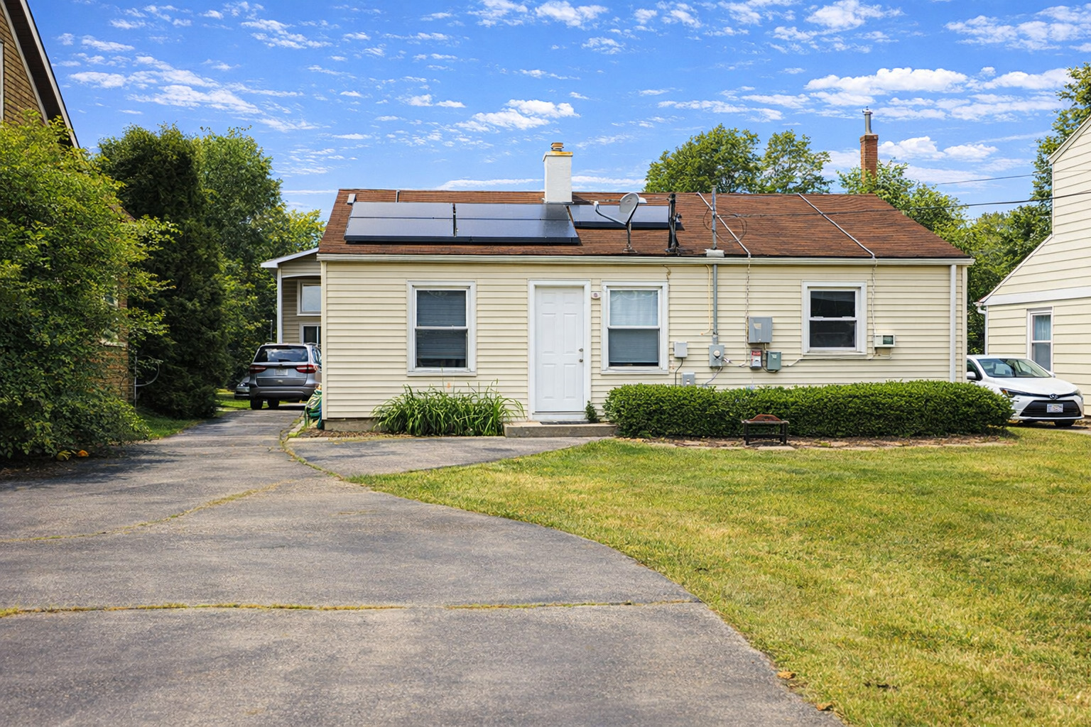 4627 Custer Avenue Property Photo 11