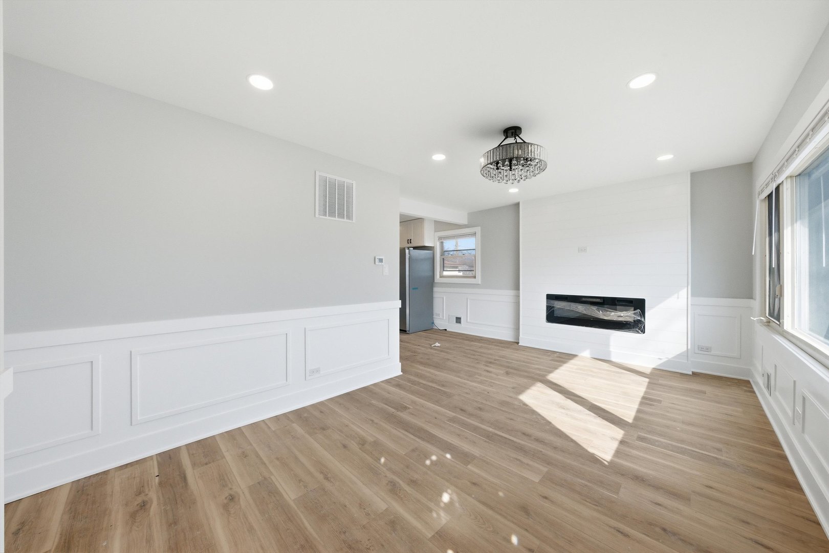 8516 Austin Avenue Property Photo 3